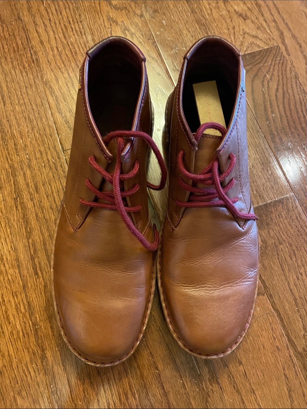 PIKOLINOS Tan Leather Chukka Boots with Burgundy Laces